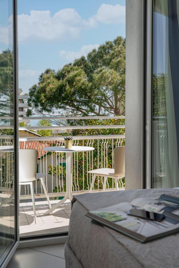 Hotel Embassy リッチョーネ エクステリア 写真