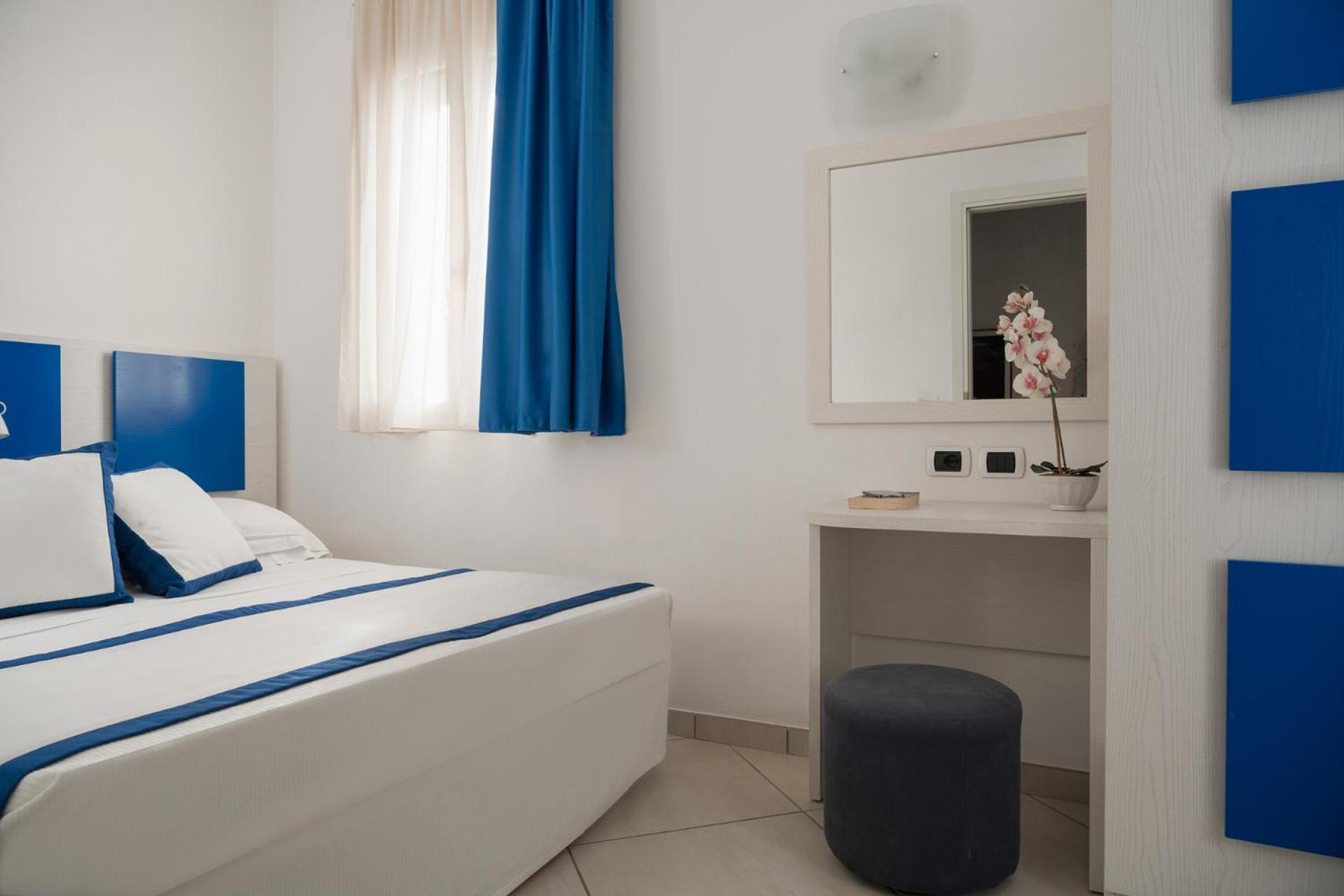Hotel Embassy リッチョーネ エクステリア 写真